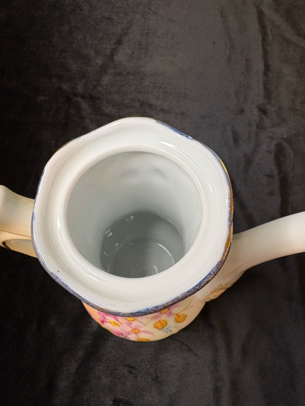 Elegant Porcelain Teapot/ Porcelain Coffee Pot/ Victorian Style Teapot - Picture 8 of 9